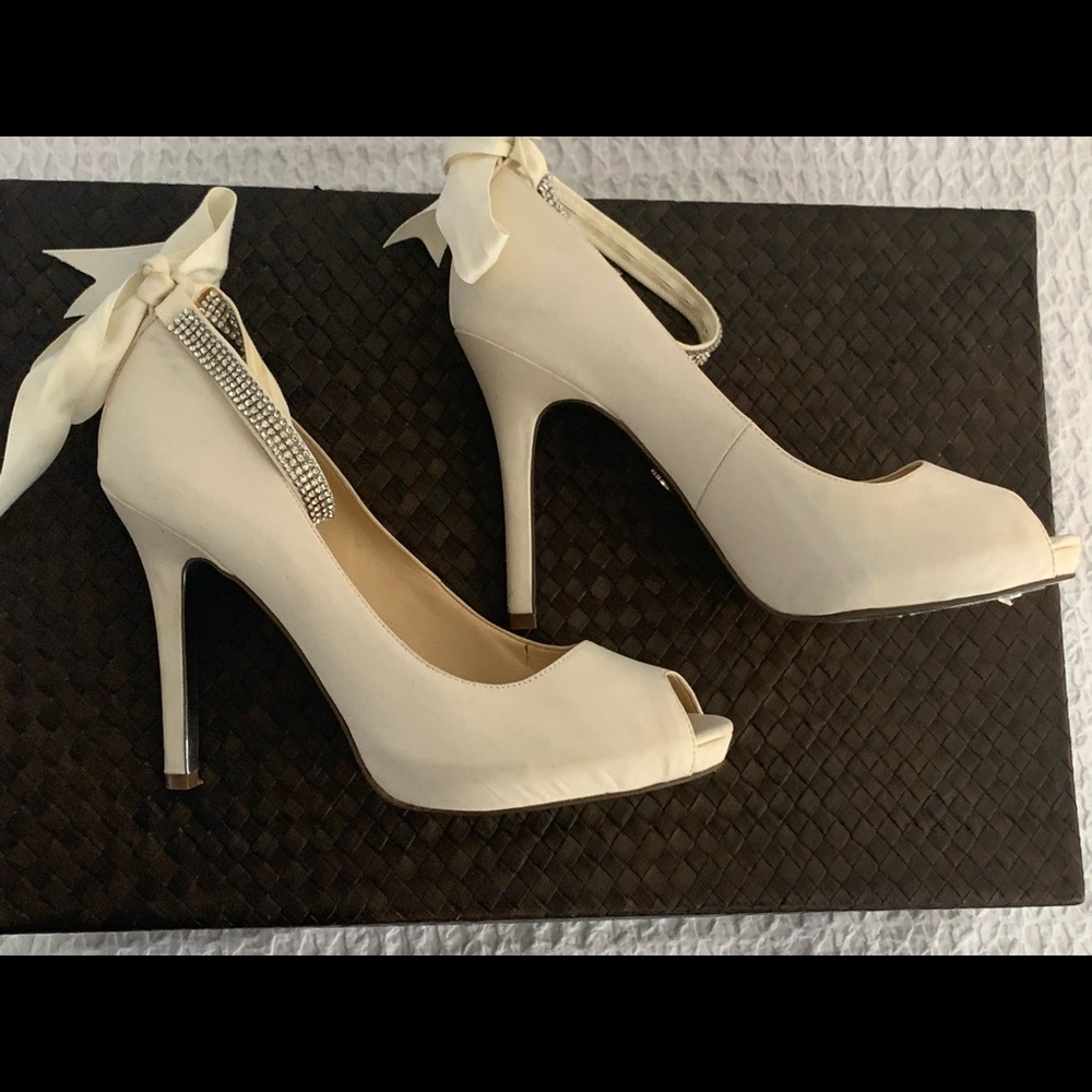 Satin heels - wedding